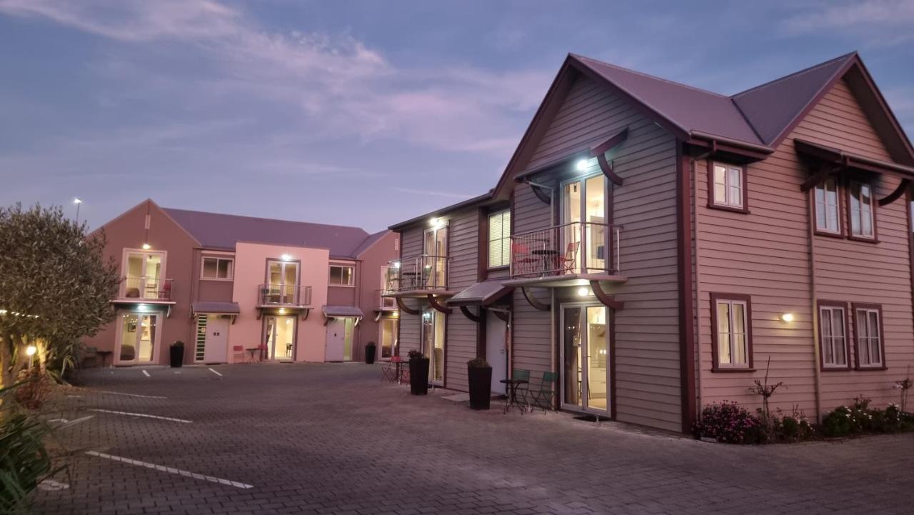 The Mews Oamaru Motel Luaran gambar